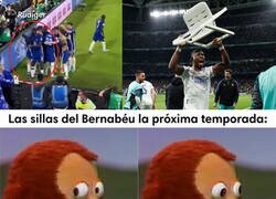 Enlace a Los centrales del Madrid y su relación con las sillas plegables