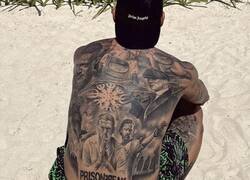 Enlace a ¿Cuántas series reconoces de la espalda de Otamendi?