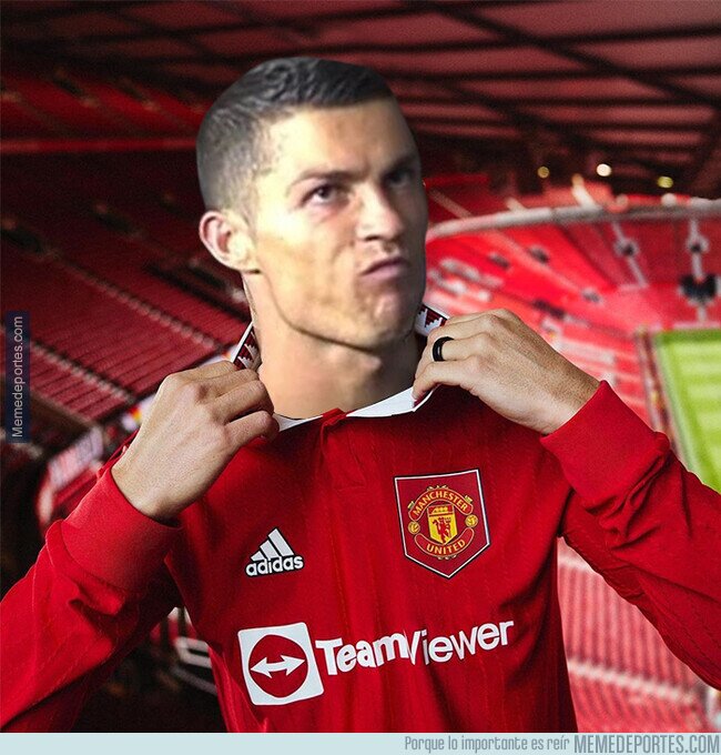 1165031 - Cristiano presentando la nueva camiseta del United