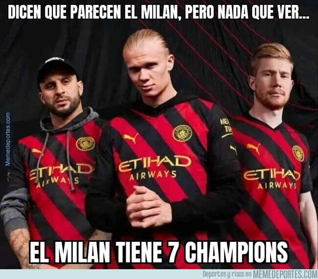 1165927 - La nueva camiseta del Manchester City