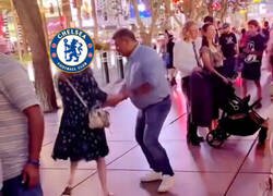 Enlace a Les ha bailado como ha querido