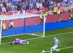 Enlace a Haaland falló un gol desde aquí