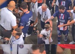 Enlace a El gesto de Messi con un niño que saltó al campo para hacerse este selfie