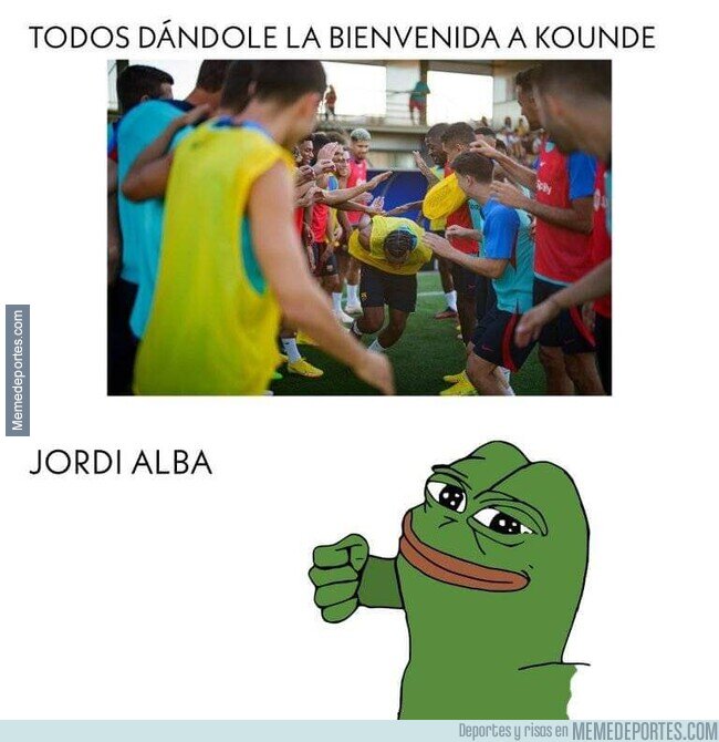 1167081 - Hubiera estado genial que usara un balón en el pasillo de collejas.