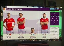 Enlace a En Inglaterra se burlan de que Lisandro Martínez mida 1,75 para ser central.