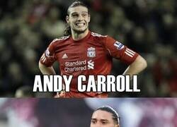 Enlace a Hasta el peinado le clavó