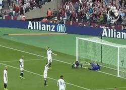 Enlace a Hace 6 años justamente Payet hizo esto