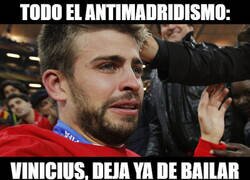 Enlace a El de la favela sigue bailando