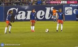 Enlace a Jugada ensayada, evidentemente.