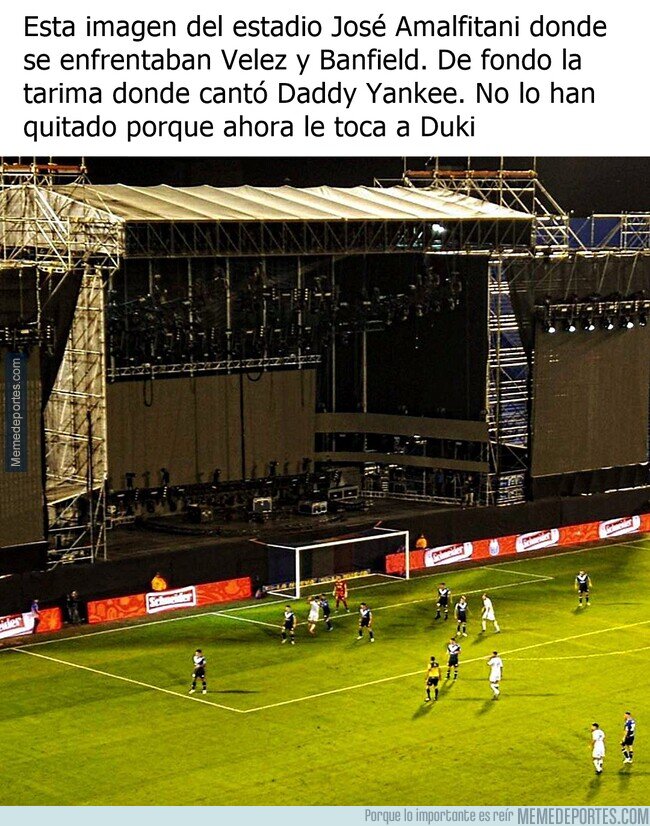 1171379 - Un balonazo se carga al bajista