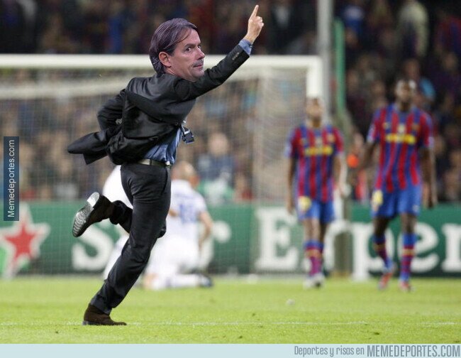 1171846 - Inzaghi cuando el árbitro pitó el final en el Camp Nou