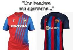 Enlace a Que el Plzen y el Barça tengan los mismos colores parece una señal de Dios