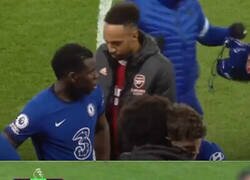 Enlace a Auba nunca elige bien el equipo de Londres