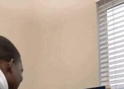 Enlace a Manuel, la manita relajá