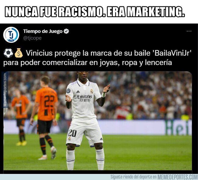 1174287 - Para esto era tanta parafernalia, para vender ropa interior