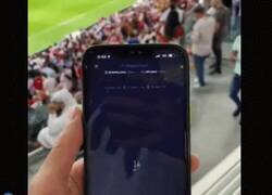 Enlace a La increíble velocidad del WIFI en Qatar. Parece el contador de muertes del estadio