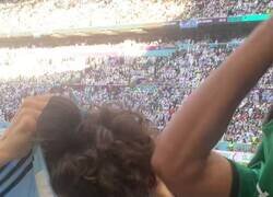 Enlace a Así de legítimos son los fans que llenan los estadios en Qatar
