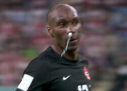 Enlace a A un jugador de Canadá se le metió en la nariz la mascota del Mundial