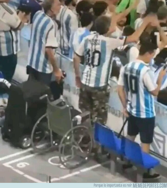 1175678 - Messi es capaz de hacer milagros