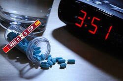 Enlace a Como dos buenos españoles, respetando la hora de la siesta.