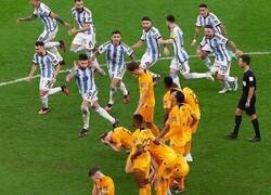 Enlace a No es que los Argentinos sean unos santos, es que los Holandeses tampoco lo son