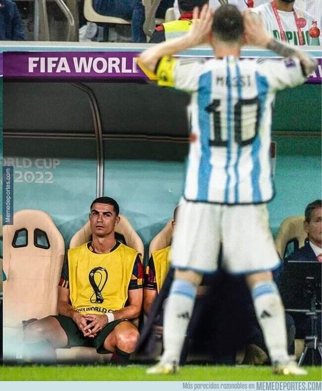 1176234 - El futbol pone a todos en su lugar