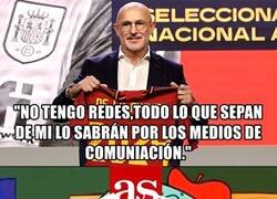 Enlace a Adulador, bien-queda y sumiso. De La Fuente ya triunfó.
