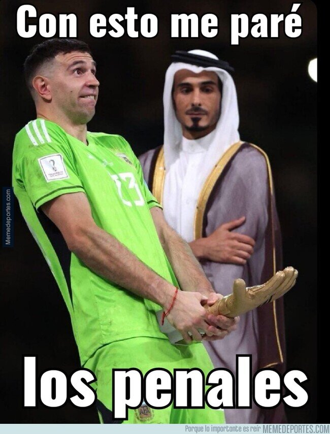 1176906 - El Dibu Martínez se la sacó en Qatar