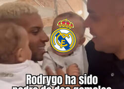 Enlace a El abuelo de esas criaturas tiene la edad de Modric