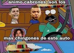 Enlace a Carro prohibido de mirar