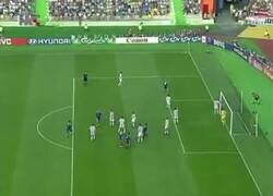 Enlace a ¿Recordabas esta maravilla de Zidane?
