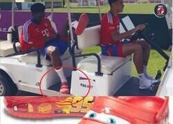 Enlace a Y el tercera división que si no es Gucci, no sale en fotos.