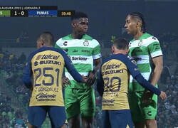 Enlace a Córner bien defendido