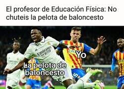 Enlace a Se acaba pateando