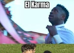 Enlace a El gesto de Vinicius al descanso se le volvió en contra