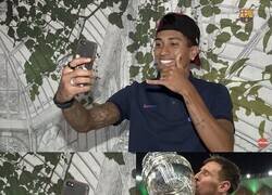 Enlace a Raphina, tu no vuelves a entrar a tu país