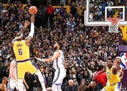 Enlace a No conozco de nada a ese señor pero ya me cae bien