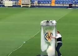 Enlace a Santi Cazorla: Así se hace una presentación que nunca olvidaremos