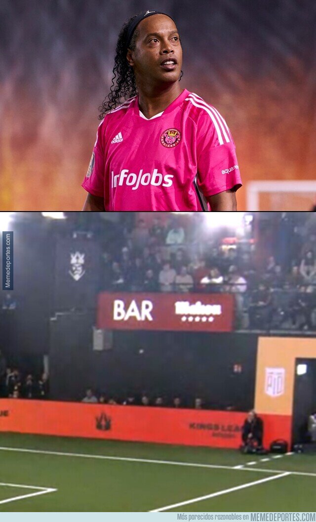 1182454 - Ronaldinho no pierde la visión de juego