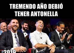 Enlace a Antonella en el podio