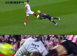 Enlace a Gavi es básicamente Puyol con los cordones mal atados