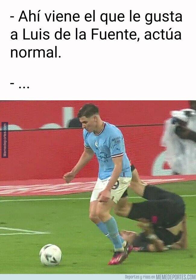 1184040 - Nunca sabes cómo actuar ante el mejor jugador del Mundo, según De la Fuente