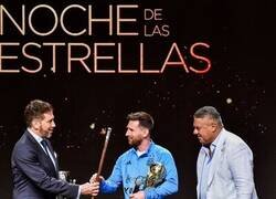 Enlace a Messi es premiado con un palo