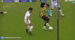 Enlace a Del potrero a la primera nacional. Así se pisa la pelota.