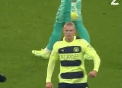 Enlace a Dicen que Haaland tuvo un pequeño glitch de software aquí.