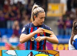 Enlace a Alexia Putellas vuelve 9 meses después