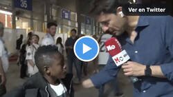 Enlace a Este chaval se coló en el directo de MARCA durante el Real Madrid - City y soltó unas cuantas verdades