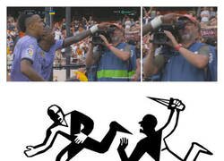 Enlace a Señala la Luna, mira el dedo