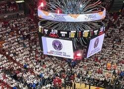 Enlace a Ya le dan la bienvenida a Messi