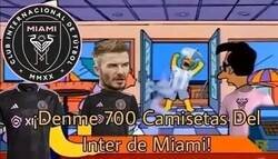 Enlace a Mayoreando las camisetas de Miami